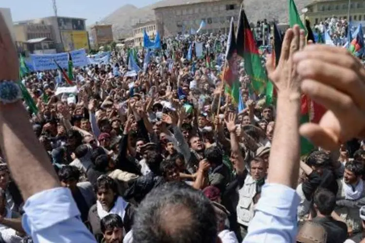 Protesto no Afeganistão: candidato disse que não aceitará os resultados das eleições (Wakil Kohsar/AFP)