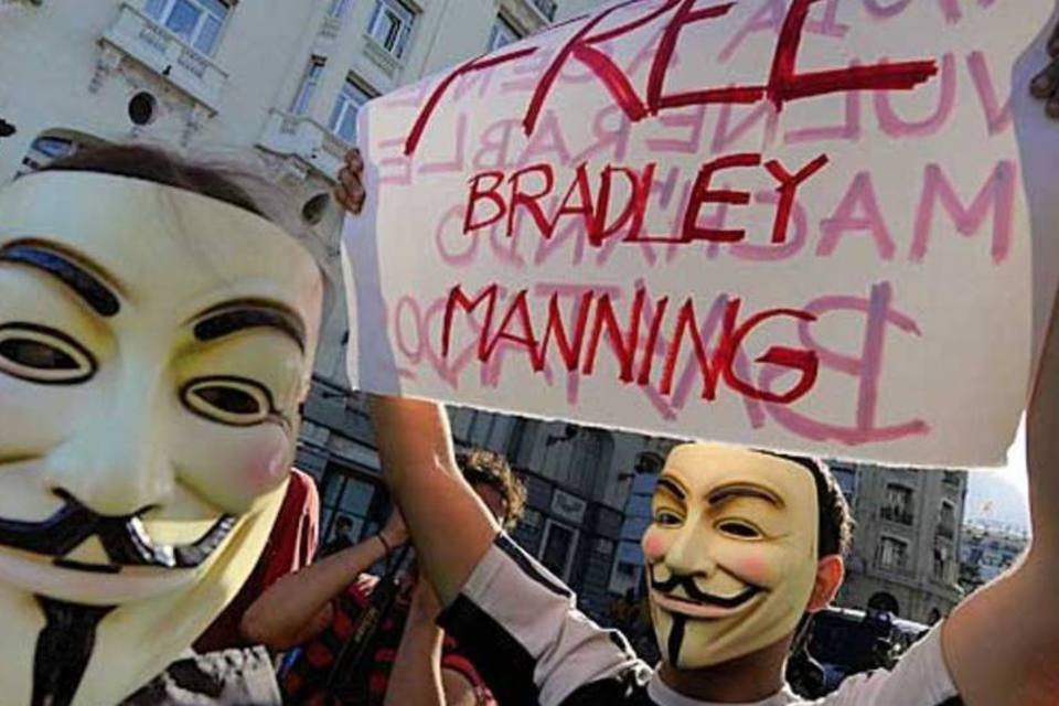 Apesar de usar o nome feminino Kayla, o nº 2 do Anonymous é um rapaz canadense de 20 anos, dizem os hackers do grupo Web Ninjas (Denis Doyle / Getty Images)