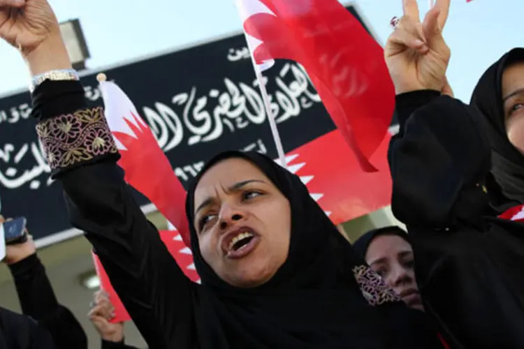 Manifestantes em Manama em protesto contra o governo na semana passada (Getty Images)