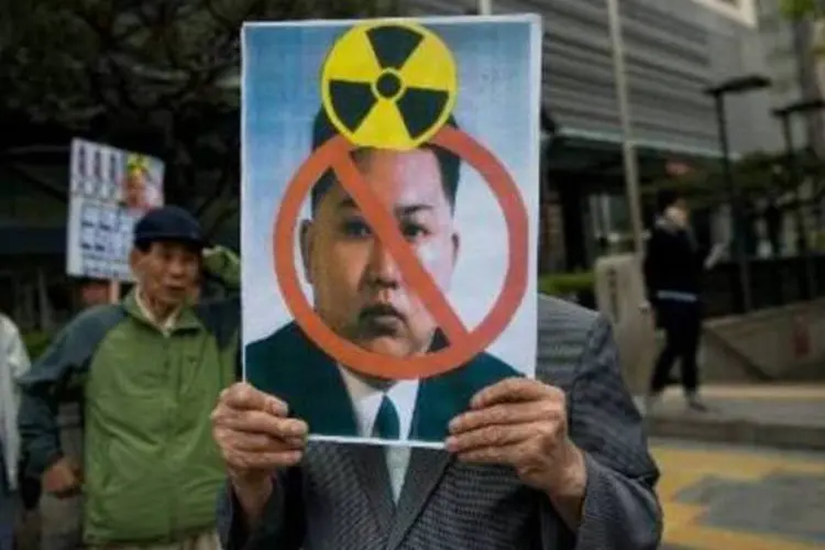 Protesto contra atividade nuclear norte-coreanal: programa nuclear norte-coreano está em nível que permite realizar teste "quando desejar", disse porta-voz ministerial da Coreia do Sul (AFP)