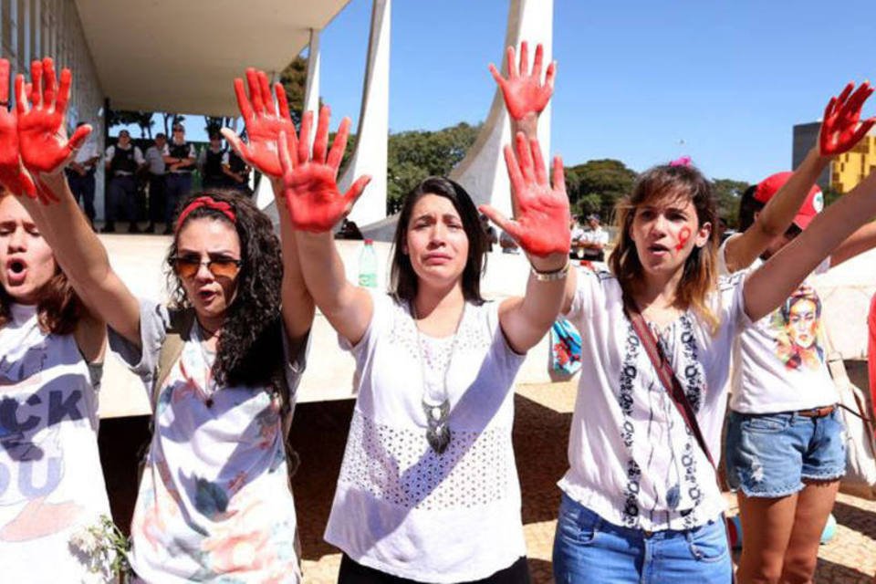 ONU Mulheres condena estupro coletivo de jovem no Rio