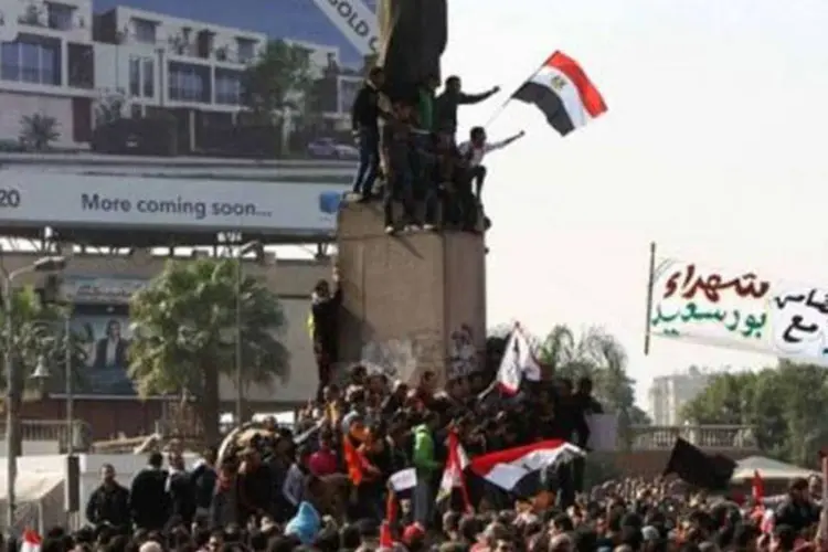 Manifestantes protestaram contra a falta de segurança no Egito após as mortes no Estádio de Port Said (Khaled Desouki/AFP)