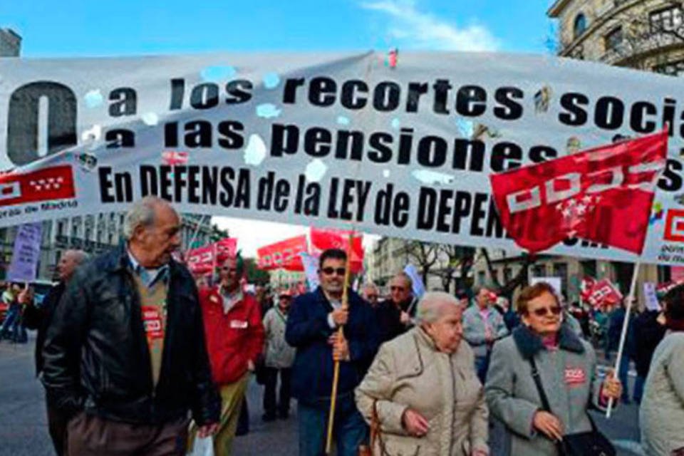 Milhares vão às ruas contra austeridade na Espanha