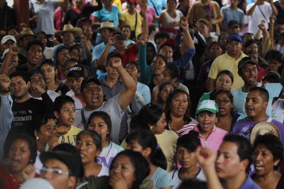 México prende quatro ligados a desaparecimento de estudantes