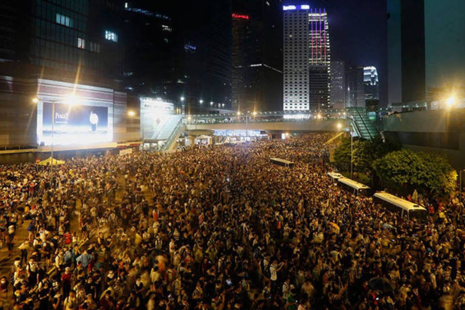 China adverte sobre ingerência estrangeira em protestos