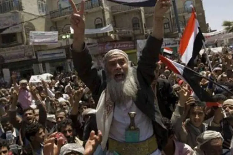 Manifestantes antigovernamentais no Iêmen: medo da ONu é que a situação piore (Ahmad Gharabli/AFP)