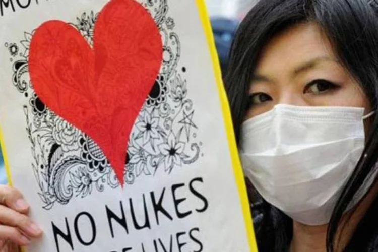 Protesto contra energia nuclear: convenção sobre segurança de usinas começa hoje (Toru Yamanaka/AFP)
