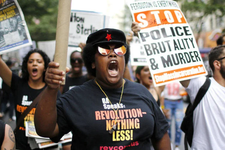 
	Protesto contra viol&ecirc;ncia policial contra negros nos Estados Unidos
 (Eduardo Munoz/Reuters)