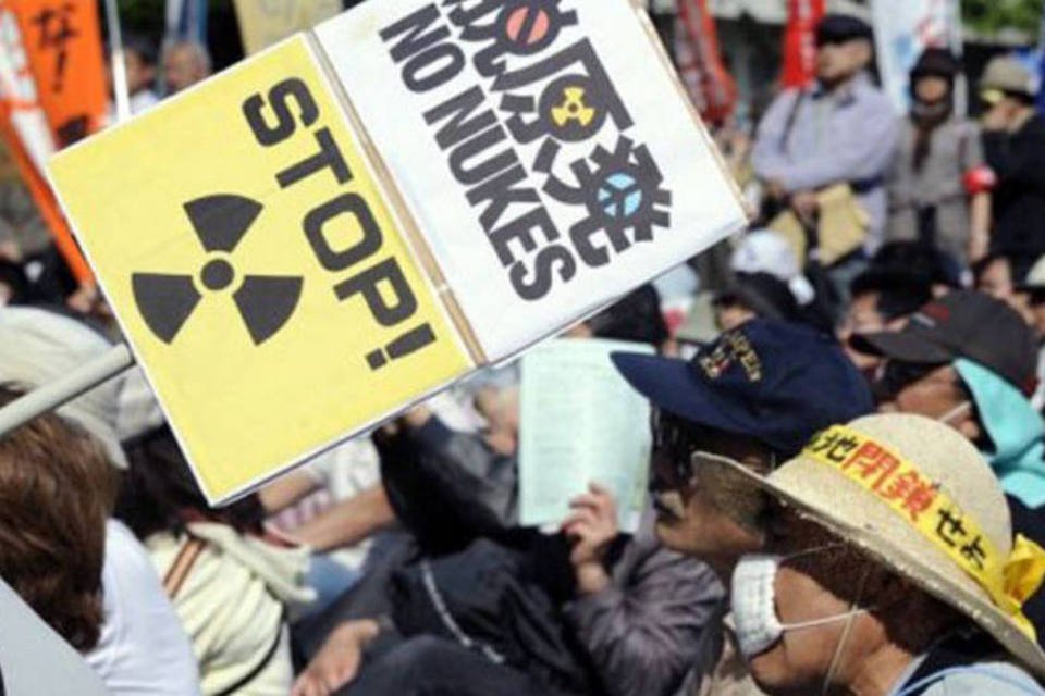 Manifestantes protestam em Tóquio contra energia nuclear