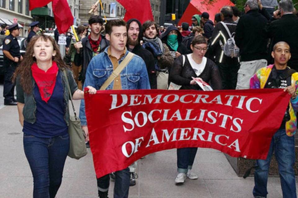 Polícia de Nova York prende sete manifestantes em Wall Street