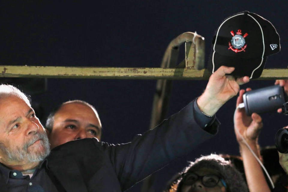 Lula deixa conselho do Corinthians por excesso de faltas