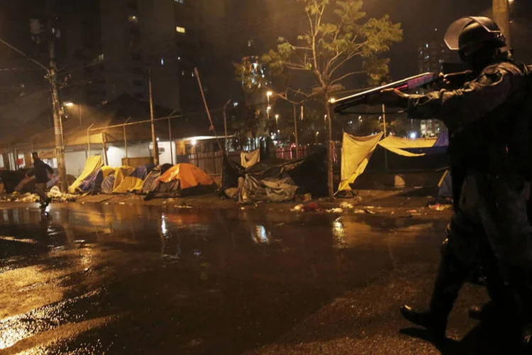 
	Pol&iacute;cia em protestos: para Gilmar Mendes, conduta dos policiais s&oacute; pode ser questionada pelo Minist&eacute;rio P&uacute;blico dos Estados
 (Nacho Doce / Reuters)