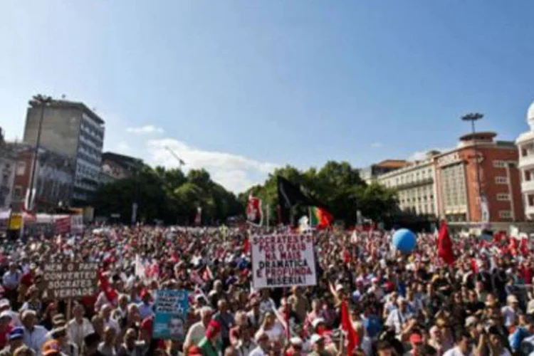 Portugueses protestam contra plano de austeridade do governo: sindicatos esperam participação de pelo menos 27 países no "Dia Europeu de Ação" (Arquivo/AFP)