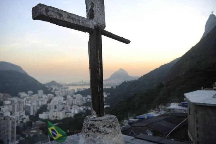 Moradores do pico do morro Santa Marta protestam contra remoção de casas (Fernando Frazão/Agência Brasil/Agência Brasil)