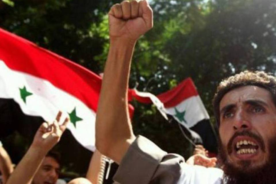 Protesto na Síria contra Bashar al Assad: apoio do Anonymous (Marwan Naamani/AFP)