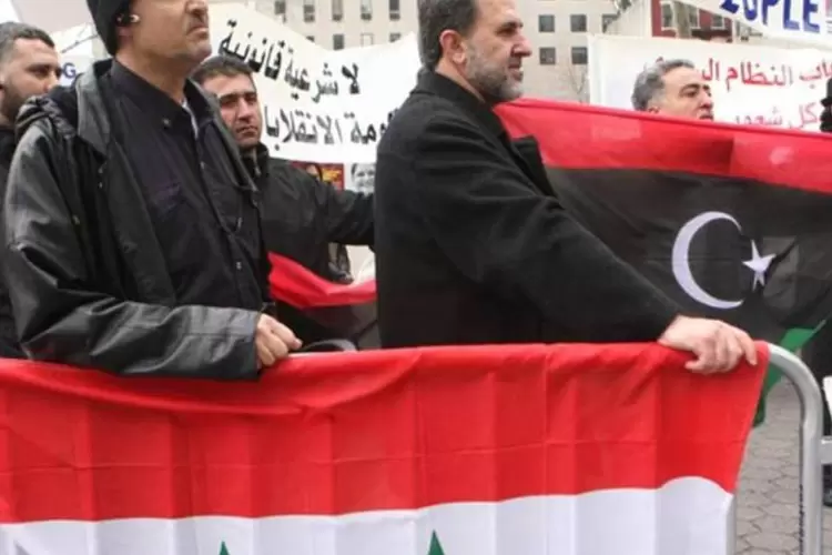 Protesto pela democracia na Síria em Nova York: regime já matou 366 desde março (Daniel Barry/Getty Images)