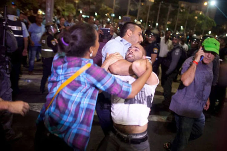
	Eti&oacute;pia: os agentes et&iacute;opes utilizaram muni&ccedil;&atilde;o real para controlar e matar manifestantes, alguns menores de 18 anos
 (Getty Images)