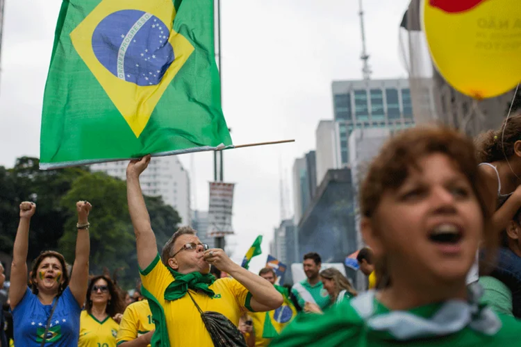 
	Protesto na avenida Paulista: em Sorocaba, Lula foi xingado de &quot;ladr&atilde;o&quot; e &quot;cachaceiro&quot;
 (Victor Moriyama/Getty Images)
