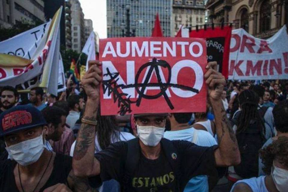 Passe Livre protesta contra o aumento de tarifa em São Paulo