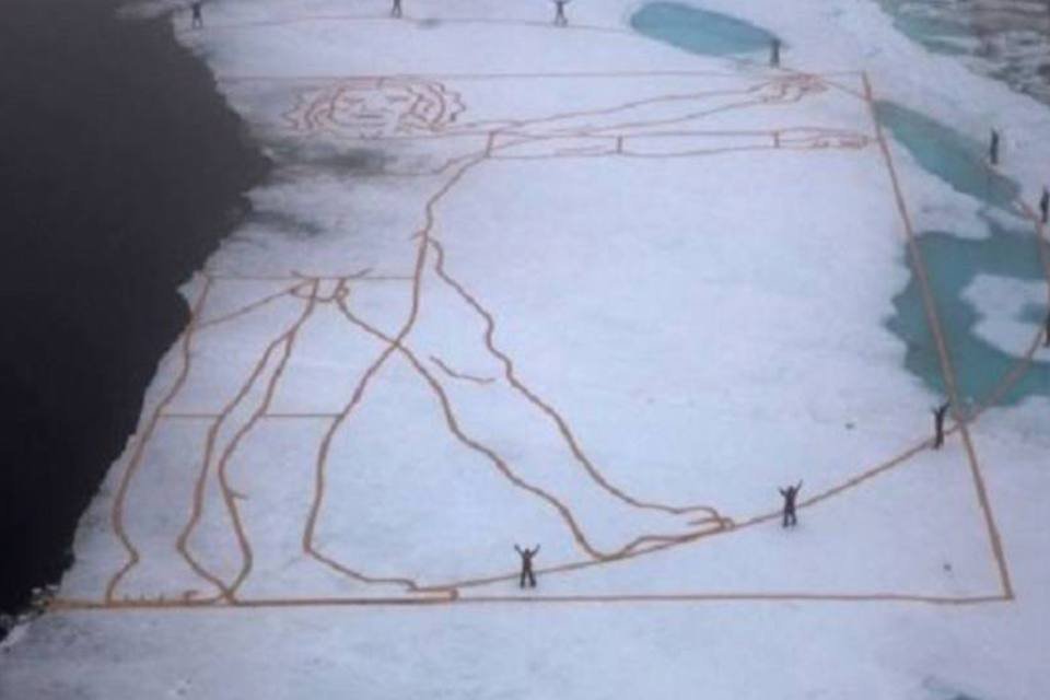 Desenho de Leonardo Da Vinci é recriado na camada de gelo do Ártico