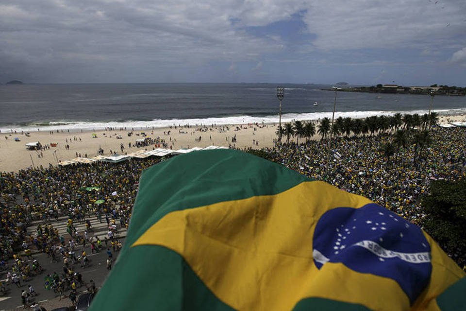 Bares esperam clima de Copa durante votação do impeachment