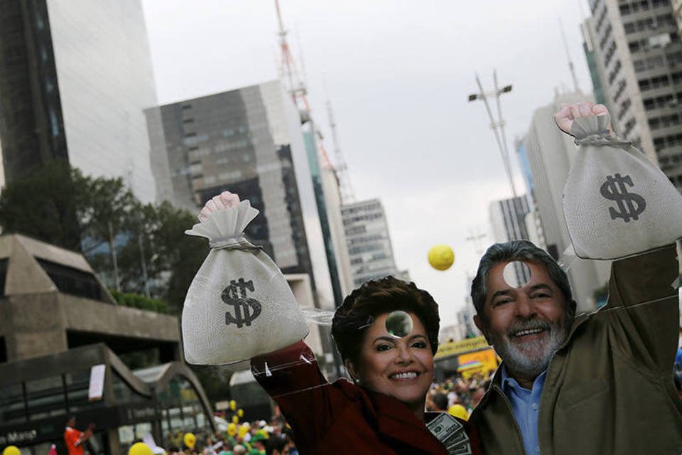 Marcado para 15h30, ato na Paulista já reúne manifestantes