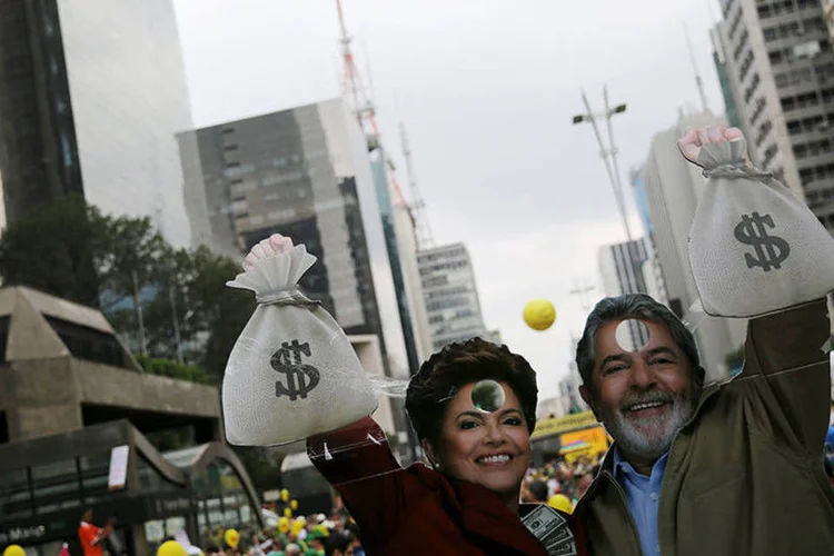
	Ato em S&atilde;o Paulo: quarteir&atilde;o onde fica o Museu de Arte de S&atilde;o Paulo (Masp) estava todo tomado
 (Nacho Doce/Reuters)