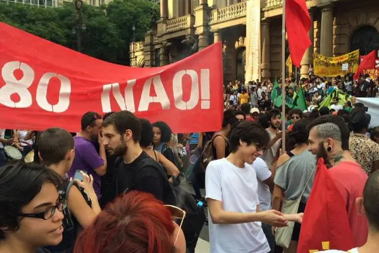 
	Protesto do Passe Livre: ideia &eacute; mediar uma conversa entre manifestantes e autoridades para chegar a um acordo sobre os trajetos
 (Raphael Martins/EXAME.com)