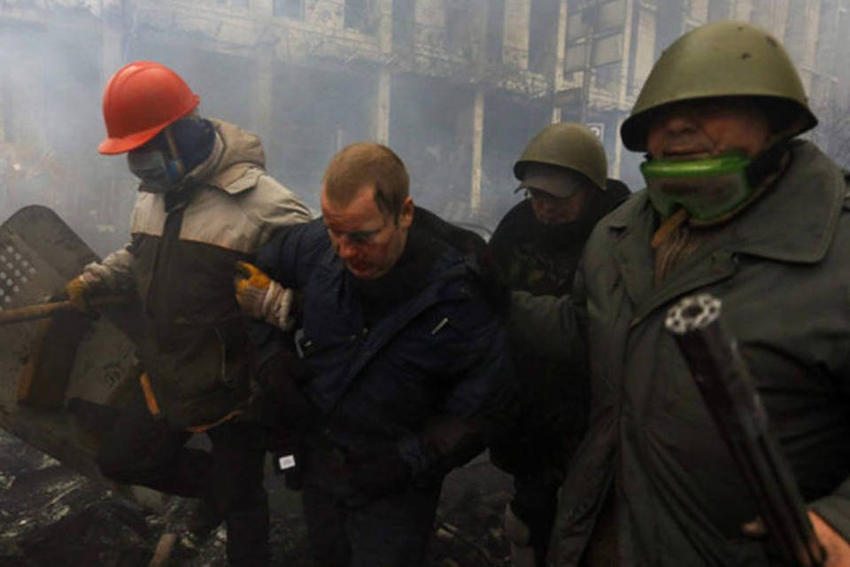 Trégua na Ucrânia é quebrada; número de mortos chega a 67