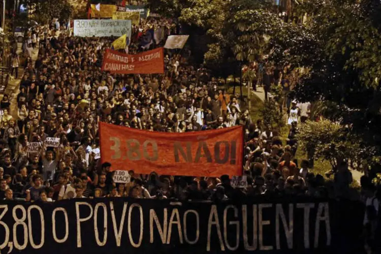 
	Manifesta&ccedil;&atilde;o: maior concentra&ccedil;&atilde;o de manifestantes ocorreu na regi&atilde;o central
 (Miguel Schincariol / AFP)