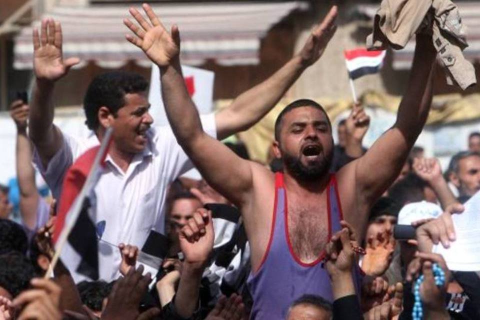 Milhares de iraquianos saem às ruas para dia de manifestações