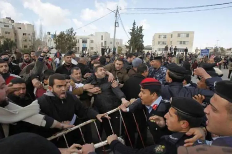 Protesto anti-regime na Jordânia: governo oferece reformas para atender os manifestantes (Salah Malkawi/Getty Images)