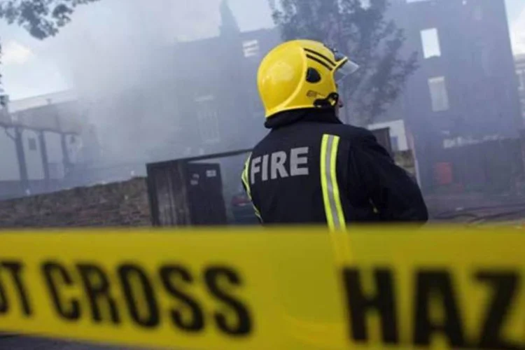 Área interditada após prostestos em Londres na madrugada deste domingo (7) (Getty Images)
