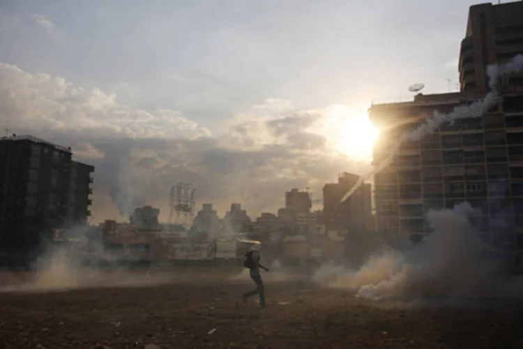 Manifestantes durante protesto contra o governo de Nicolás Maduro na praça Altamira, em Caracas, Venezuela (Tomas Bravo/Reuters)