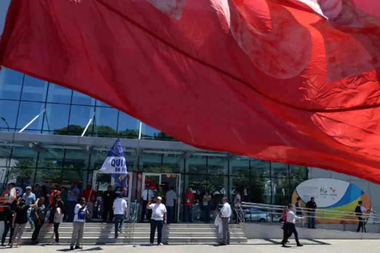 
	Protesto contra Nissan: a manifesta&ccedil;&atilde;o foi convocada pelo sindicato do setor automobil&iacute;stico nos Estados Unidos
 (Vanderlei Almeida / AFP)