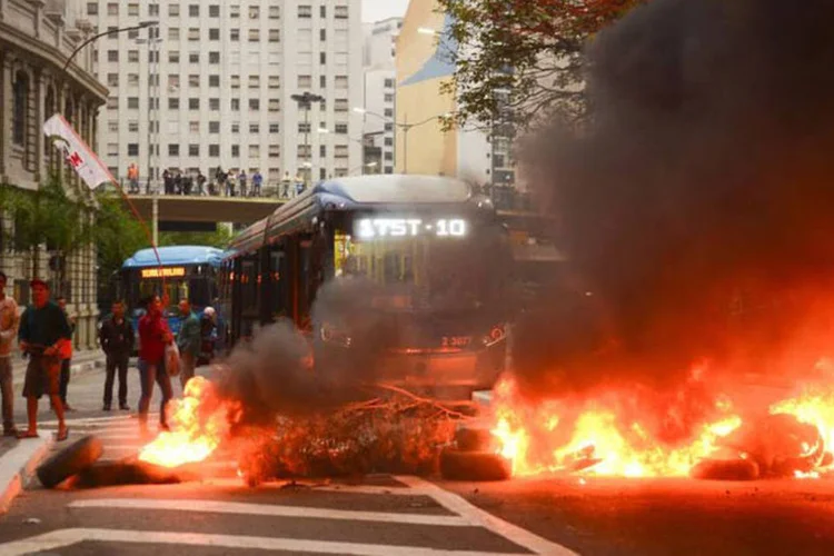 
	Protestos: essa marca, no entanto, n&atilde;o chegou a ser recorde, embora tenha ficado acima do normal
 (Rovena Rosa/Agência Brasil)
