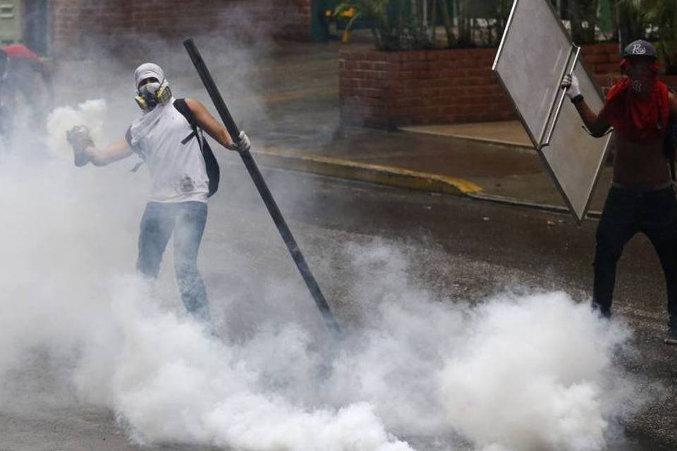 Opositores de Maduro prometem que protestos ganharão força