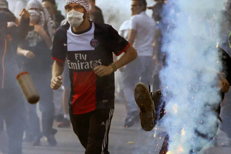 Protestos contra Israel na Place de la Republique em Paris no dia 26 de julho (REUTERS/Gonzalo Fuentes)