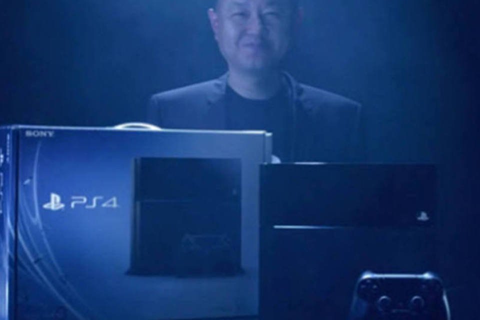 Sony desembala PlayStation 4 em novo vídeo