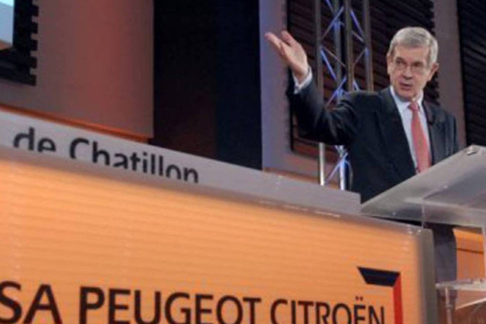 Receita automotiva da Peugeot Citroën cai 14% no trimestre