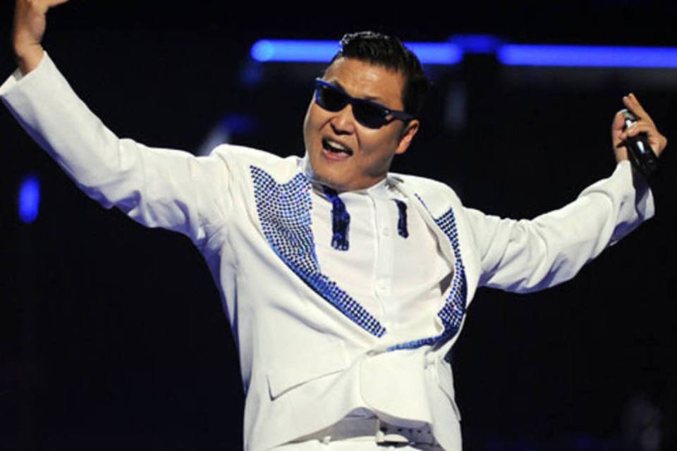 
	O cantor coreano Psy: refr&atilde;o do seu hit ser&aacute; adaptado para &quot;quero ver raspar&quot;
 (Isaac Brekken/Getty Images)