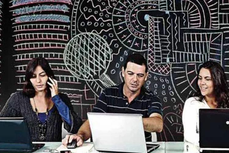 Profissionais trocam conhecimentos no Pto de Contato, em São Paulo: clima amistoso de colaboração  (Raul Junior/EXAME.com)