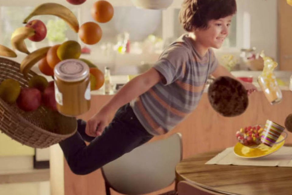 Em campanha, nova Qualy Aéra faz consumidor levitar