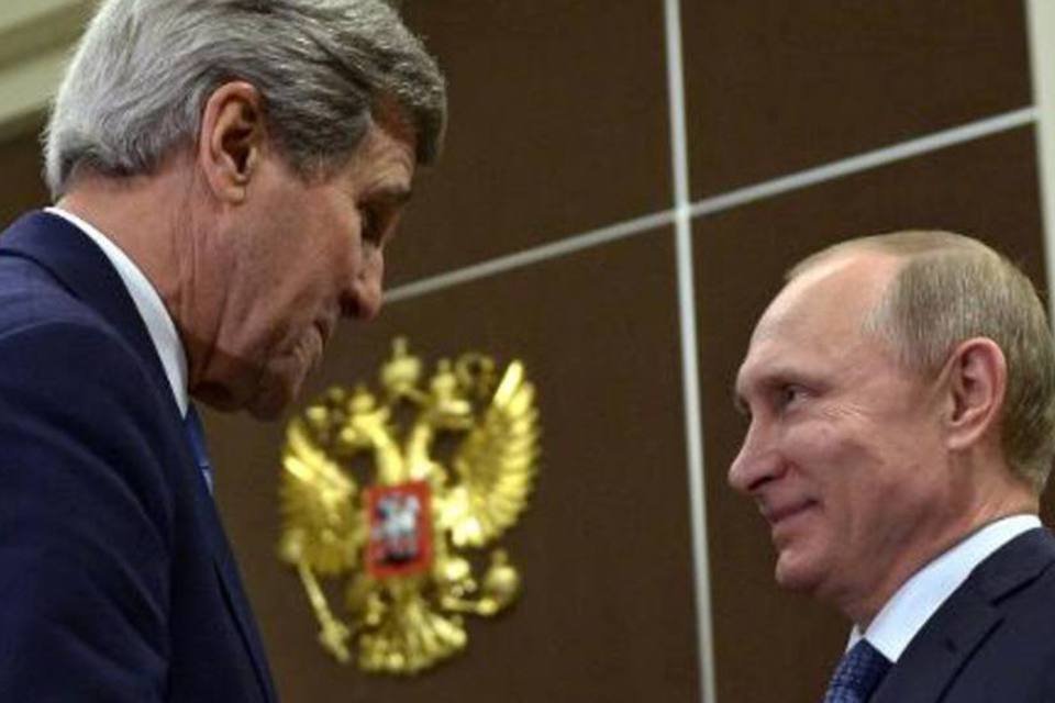Rússia e EUA mostram sinais de entendimento após reunião