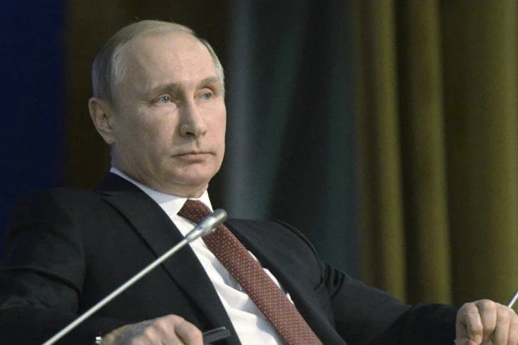 
	O presidente russo, Vladimir Putin: &quot;acho que esse cen&aacute;rio apocal&iacute;ptico [de guerra] dificilmente &eacute; poss&iacute;vel e acredito que nunca se chegar&aacute; a isso&quot;
 (Alexei Nikolsky/RIA Novosti/Kremlin/Reuters)