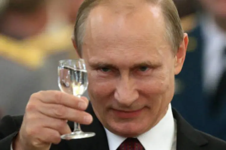 
	Vladimir Putin: R&uacute;ssia e Ucr&acirc;nia se comprometeram a trabalhar por acordo
 (Getty Images)