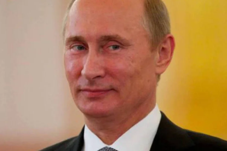 
	&quot;S&oacute; podemos rir de san&ccedil;&otilde;es t&atilde;o absurdas&quot;, afirmou porta-voz do presidente russo Vladimir Putin
 (Alexander Zemlianichenko/AFP/AFP)
