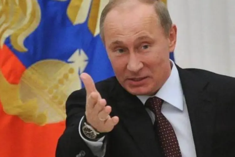 
	O presidente russo, Vladimir Putin: &quot;receber&atilde;o aquilo que pagarem&quot;
 (AFP/ Alexander Nemenov)