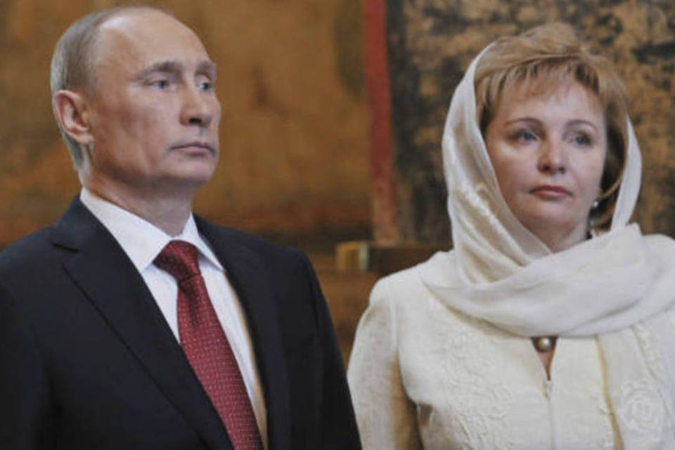 Presidente da Rússia se divorcia oficialmente da mulher