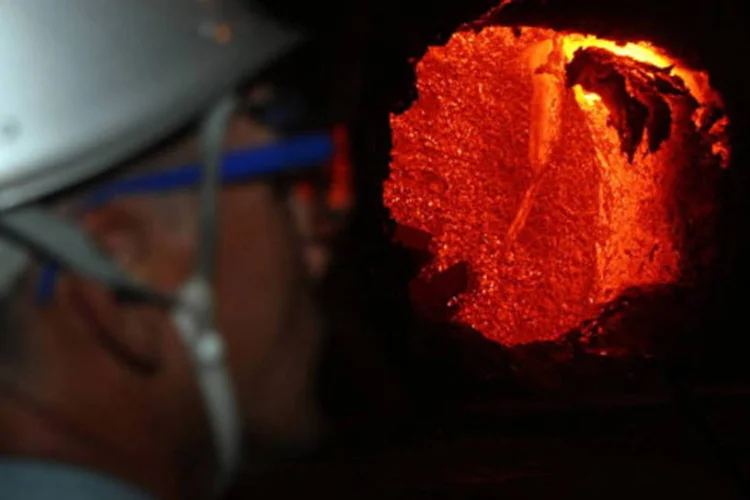 Nippon Steel: Japão está entre os 10 maiores exportadores de aço para os EUA, que em março impuseram tarifa de 25% sobre importações (Haruyoshi Yamaguchi/Bloomberg News/Bloomberg)
